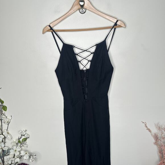REFORMATION Sophie Jumpsuit Lace Up Neck Tie Up Strappy Black Sz 2 {S11} - Picture 3 of 8